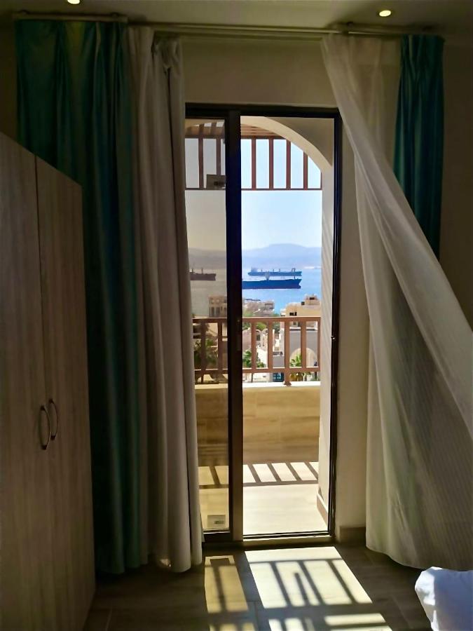 Castle Beach Hotel Aqaba Exterior foto